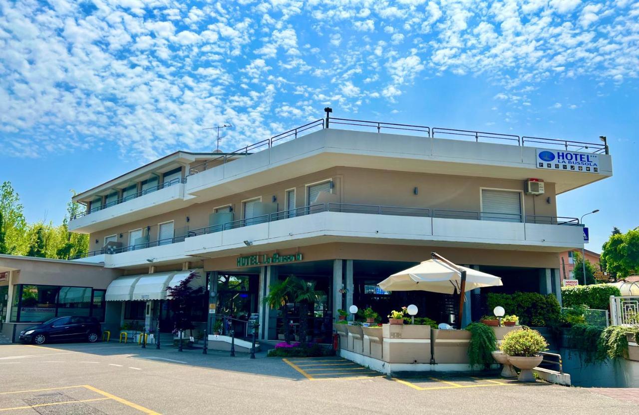 Hotel La Bussola Padenghe sul Garda Exterior foto