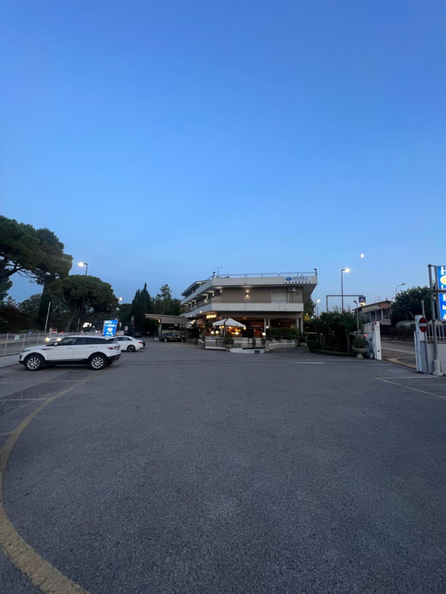 Hotel La Bussola Padenghe sul Garda Exterior foto