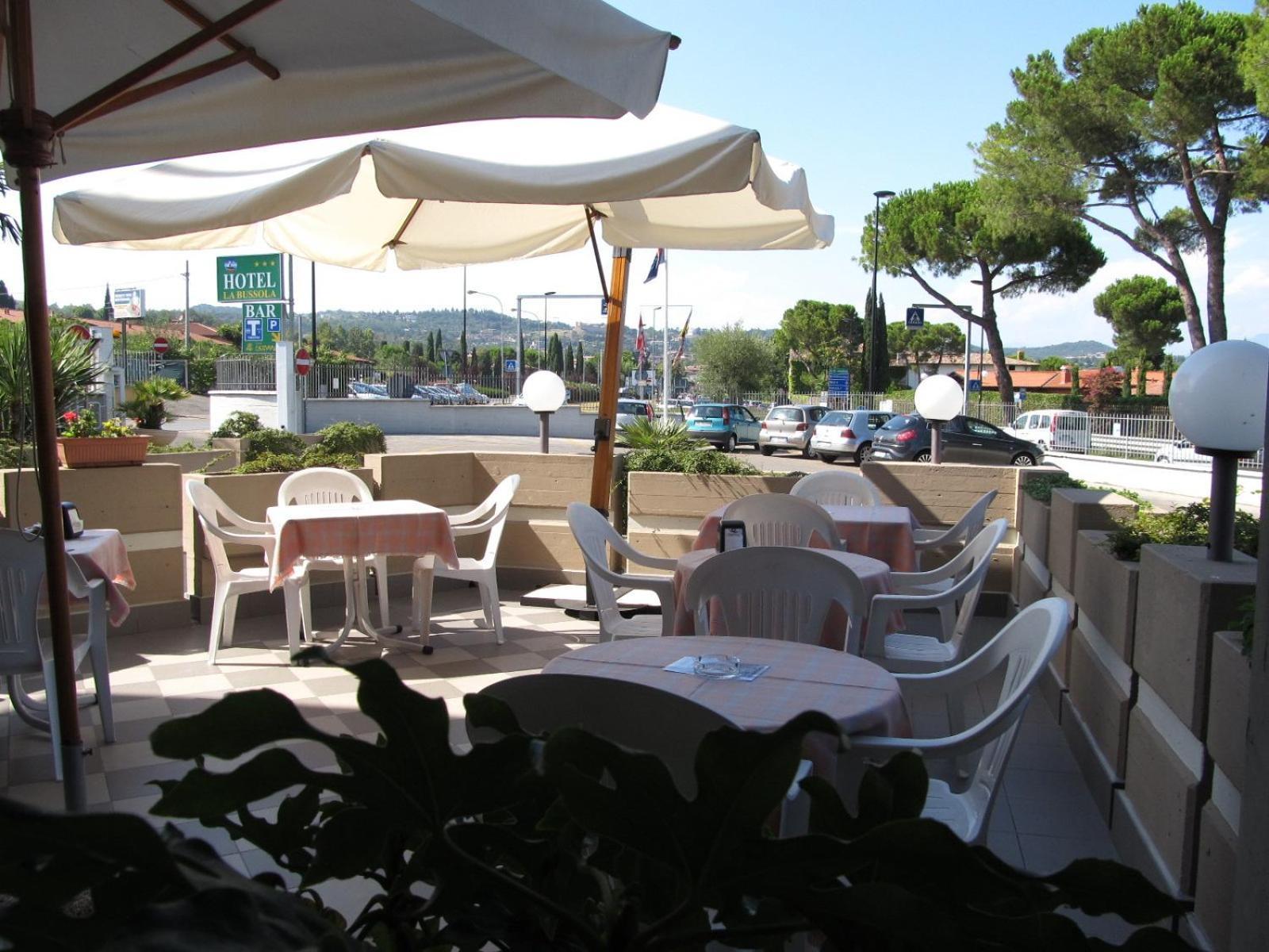Hotel La Bussola Padenghe sul Garda Exterior foto