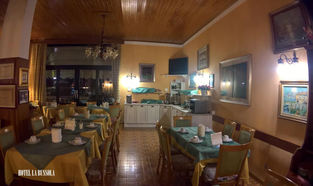 Hotel La Bussola Padenghe sul Garda Exterior foto