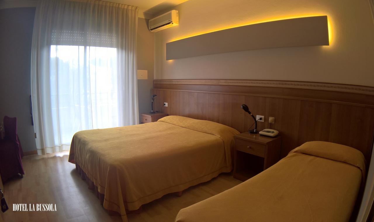 Hotel La Bussola Padenghe sul Garda Exterior foto