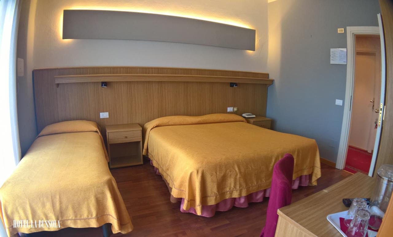 Hotel La Bussola Padenghe sul Garda Exterior foto