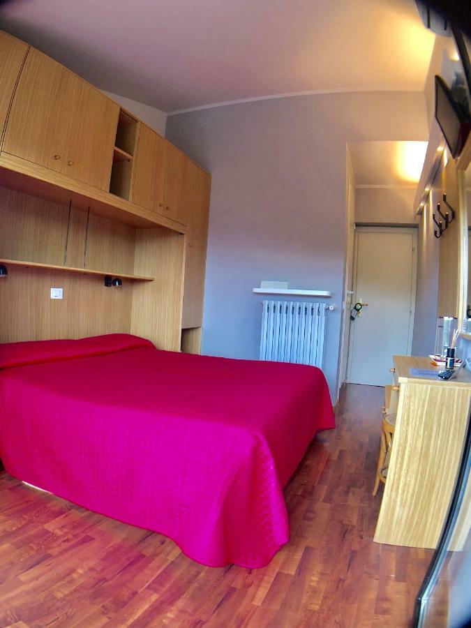 Hotel La Bussola Padenghe sul Garda Exterior foto